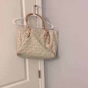 Michael Kors E-1212 tote